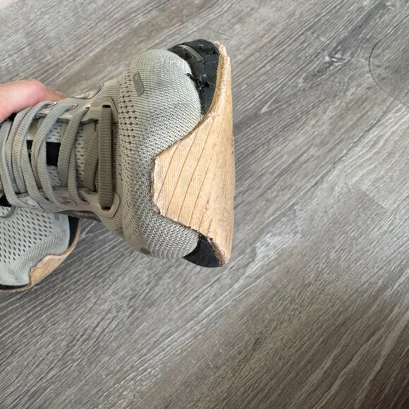 Brooks Adrenaline GTS 22 Road Running Shoes Size 8.5 Women’s - Picture 11 of 13